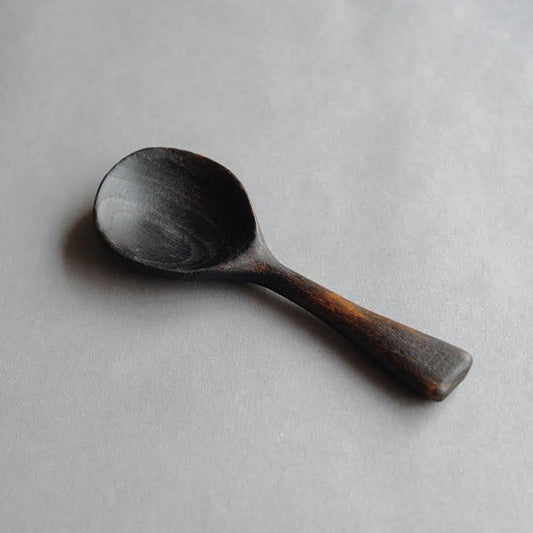 Scoop in Oxidized Smokewood